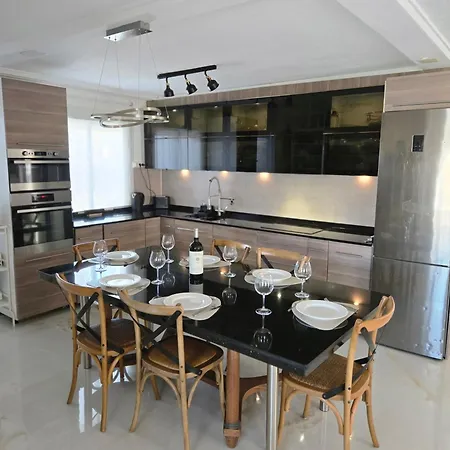 Gorgeous And Uniq 4-bed By Medittranean Sea Villa